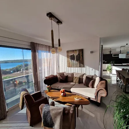 Villa Tatjana *